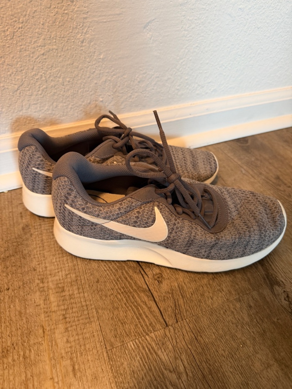 Nike Gray Mesh Athletic Shoe with Light Pink Swoosh